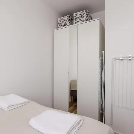 Apartment Shortstaypoland Przechodnia B178 *